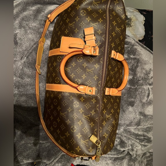 Louis Vuitton Keepall 55 - Picture 14 of 17